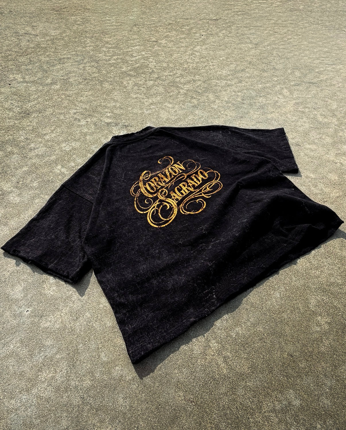 SAINT UNIT TEE